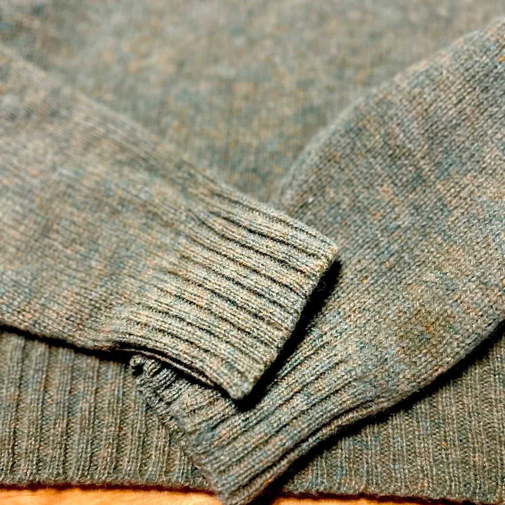 Vintage Women’s Clansman Scottish Shetland 100% Wool Sweater size L Green. - Picture 11 of 11